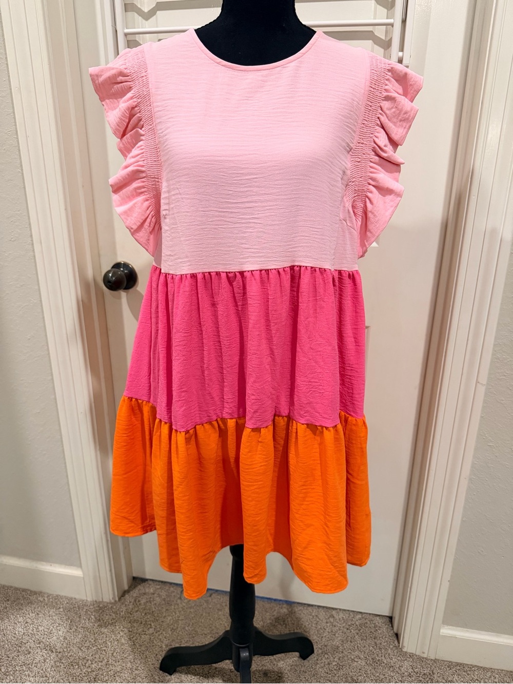 Boutique Tiered Colorblock Ruffle Sleeve Midi Dress in Pink, Hot Pink & Orange